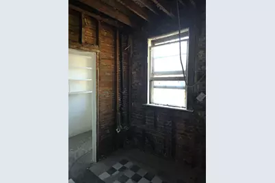 6221 S Campbell Avenue, Chicago, IL 60629 - Photo 3