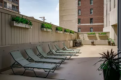 345 W Fullerton Parkway #1701, Chicago, IL 60614 - Photo 27