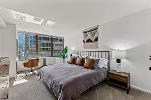 333 E Ontario St, Chicago, IL 60611 - Photo 5