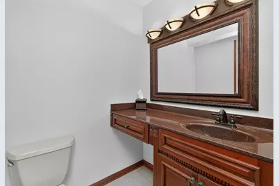 8604 Creekside Lane, Darien, IL 60561 - Photo 15