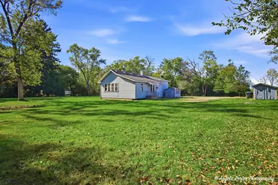 3320 Bull Valley Road, McHenry, IL 60050 - Photo 3