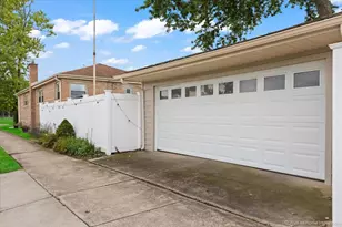 9100 S Ridgeway Ave, Evergreen Park, IL 60805 - Photo 33