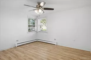 2711 N 72nd Ct, Elmwood Park, IL 60707 - Photo 7