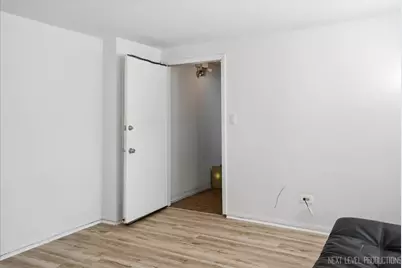 2711 N 72nd Court #GW, Elmwood Park, IL 60707 - Photo 3
