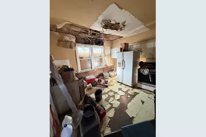 11625 S Yale Avenue, Chicago, IL 60628 - Photo 5