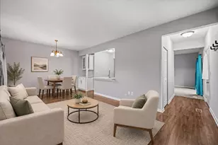 108 W Wood St, Palatine, IL 60067 - Photo 3