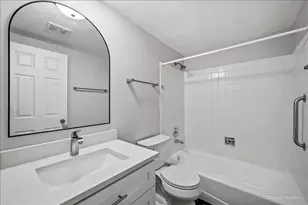 108 W Wood St, Palatine, IL 60067 - Photo 21