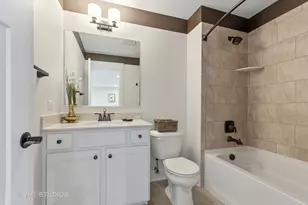514 Pershing Ct, Barrington, IL 60010 - Photo 17