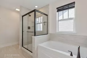 514 Pershing Ct, Barrington, IL 60010 - Photo 15