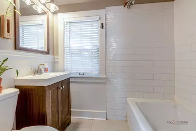 519 Laurel Street, Elgin, IL 60120 - Photo 21