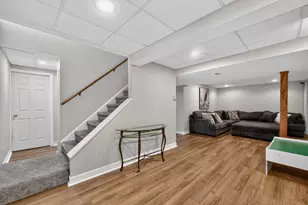 211 Butler Dr, Bartlett, IL 60103 - Photo 35