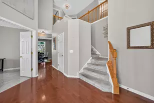 211 Butler Dr, Bartlett, IL 60103 - Photo 3
