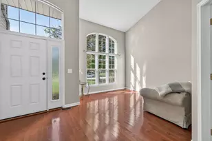 211 Butler Dr, Bartlett, IL 60103 - Photo 5