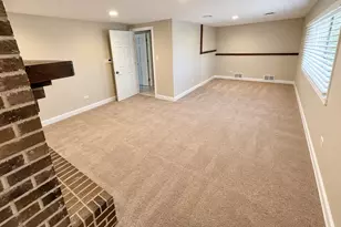 9838 S 81st Ave, Palos Hills, IL 60465 - Photo 11