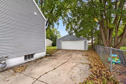 622 14th Street, Rochelle, IL 61068 - Photo 33