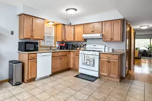 7828 W Addison St, Chicago, IL 60634 - Photo 15