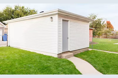 7828 W Addison Street, Chicago, IL 60634 - Photo 37