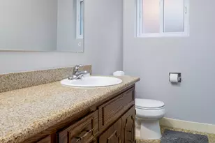 7828 W Addison St, Chicago, IL 60634 - Photo 19