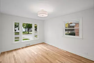 624 S Madison Ave, La Grange, IL 60525 - Photo 11