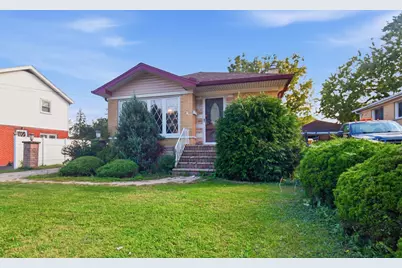 5825 W Maple Avenue, Berkeley, IL 60163 - Photo 1