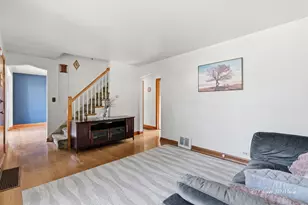 7435 W Rosedale Ave, Chicago, IL 60631 - Photo 5