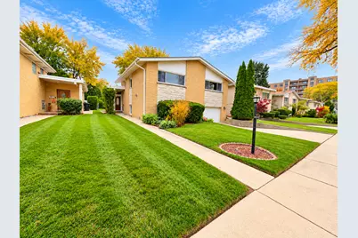 4431 W Fitch Avenue, Lincolnwood, IL 60712 - Photo 3