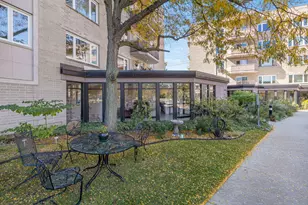 6401 Lincoln Ave, Morton Grove, IL 60053 - Photo 1