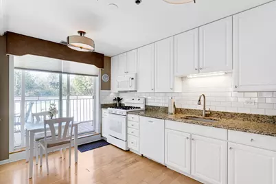6401 Lincoln Avenue #210, Morton Grove, IL 60053 - Photo 7
