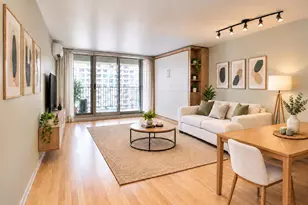 1960 N Lincoln Park W, Chicago, IL 60614 - Photo 5