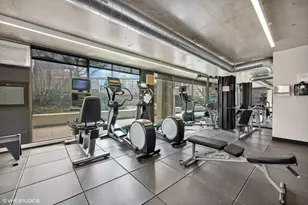 1960 N Lincoln Park W, Chicago, IL 60614 - Photo 21