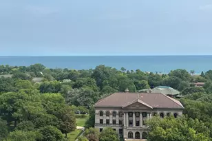 1960 N Lincoln Park W, Chicago, IL 60614 - Photo 3