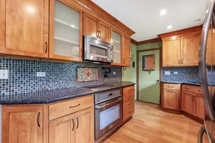 17558 Thorndale Ct, Lockport, IL 60441 - Photo 9