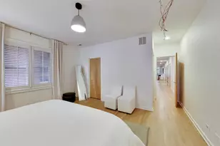 679 N Peoria St, Chicago, IL 60642 - Photo 11