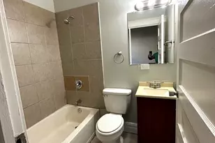 5611 S Princeton Ave, Chicago, IL 60621 - Photo 13