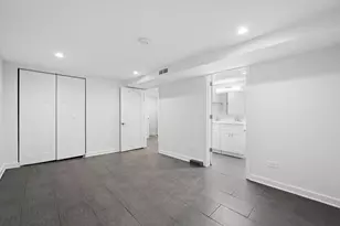 2737 W Lunt Ave, Chicago, IL 60645 - Photo 9