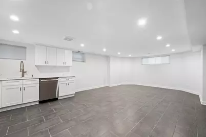2737 W Lunt Avenue #G, Chicago, IL 60645 - Photo 25