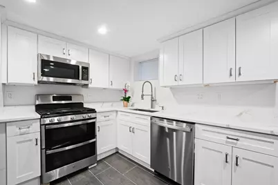 2737 W Lunt Avenue #G, Chicago, IL 60645 - Photo 7