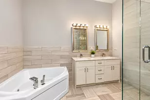 4234 S Ellis Ave, Chicago, IL 60653 - Photo 13