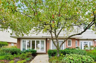 737 Orleans Dr, Highland Park, IL 60035 - Photo 1