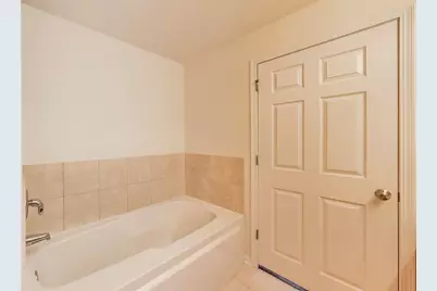 3232 N Halsted Street #D804, Chicago, IL 60657 - Photo 11