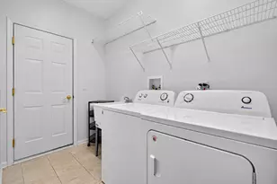 13266 Strandhill Dr, Orland Park, IL 60462 - Photo 15