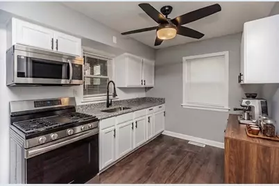 8500 S Prairie Avenue, Chicago, IL 60619 - Photo 7