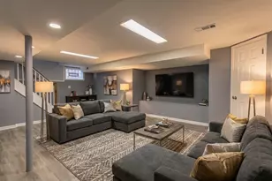 8500 S Prairie Ave, Chicago, IL 60619 - Photo 15