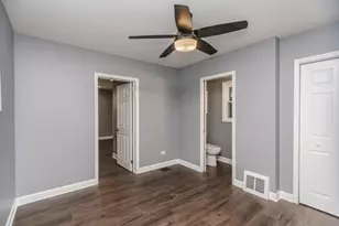 8500 S Prairie Ave, Chicago, IL 60619 - Photo 9