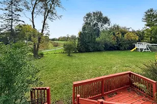 9 Greenwood Ct S, Buffalo Grove, IL 60089 - Photo 21