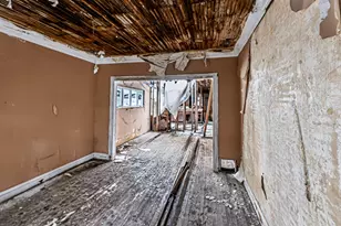 541 W 104th St, Chicago, IL 60628 - Photo 5