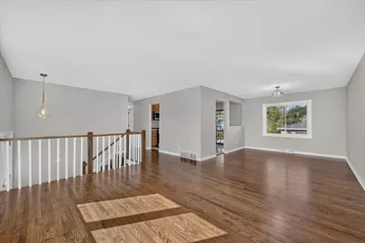 565 Arlene Drive, Wood Dale, IL 60191 - Photo 5