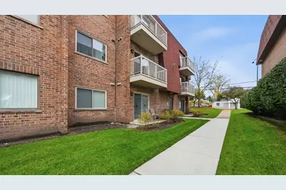 705 W Central Road #B1, Mount Prospect, IL 60056 - Photo 15