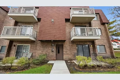 705 W Central Road #B1, Mount Prospect, IL 60056 - Photo 1