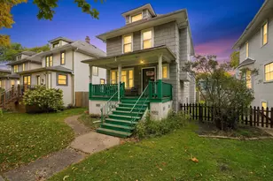 841 S Harvey Ave, Oak Park, IL 60304 - Photo 1